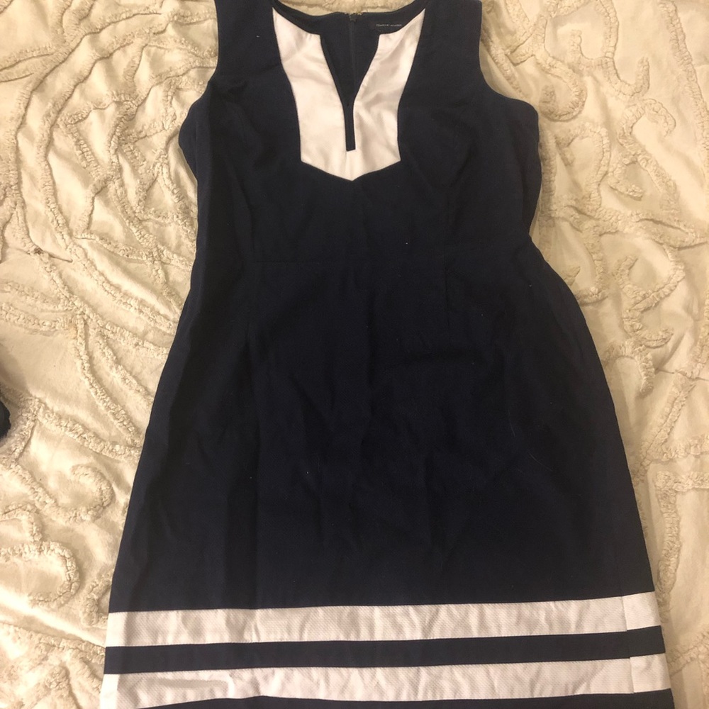 REALLY CUTE TOMMY HILFIGER SUMMER DRESS